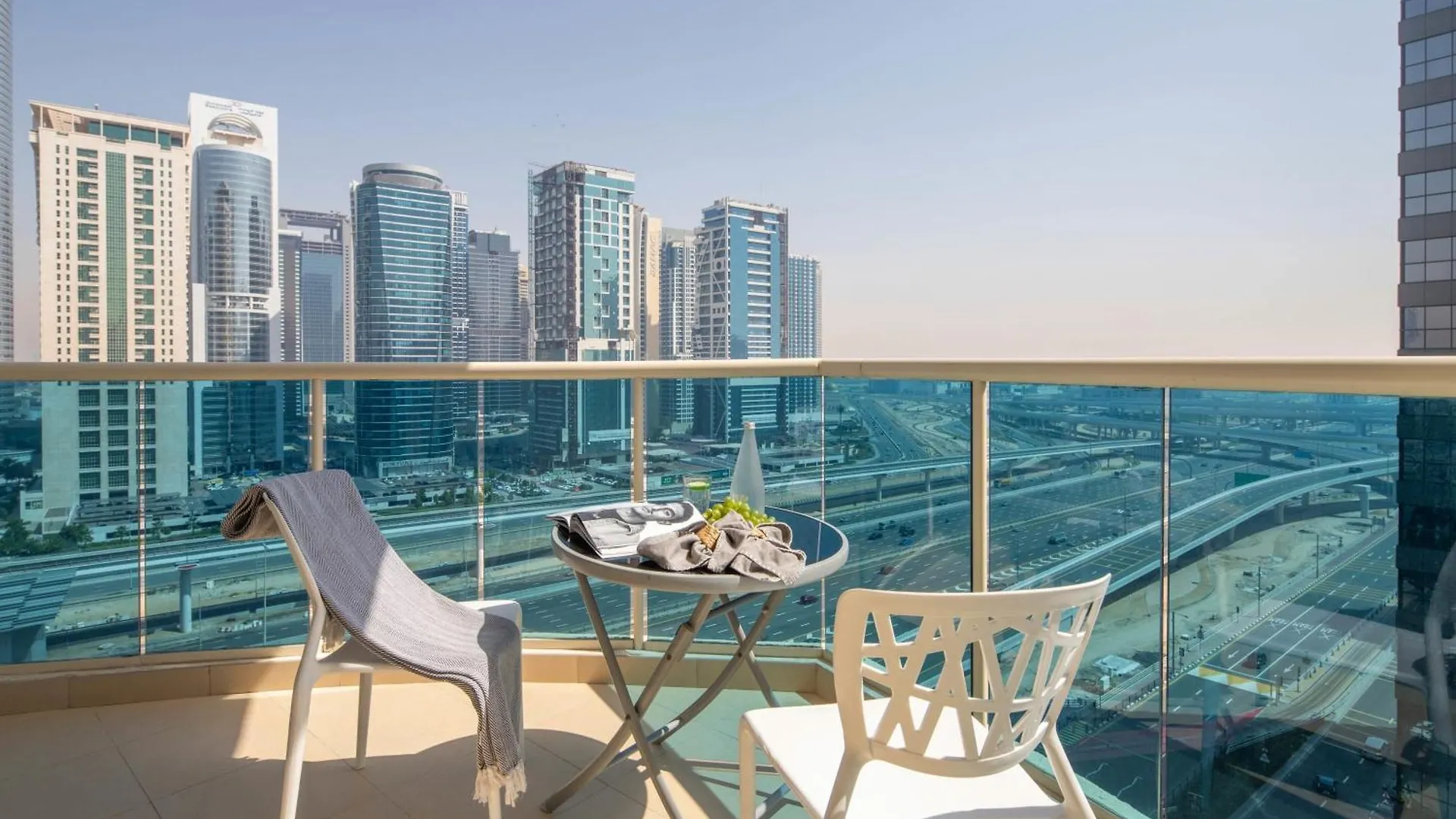 Frank Porter - Yach Bay Dubai 0*,  Verenigde Arabische Emiraten